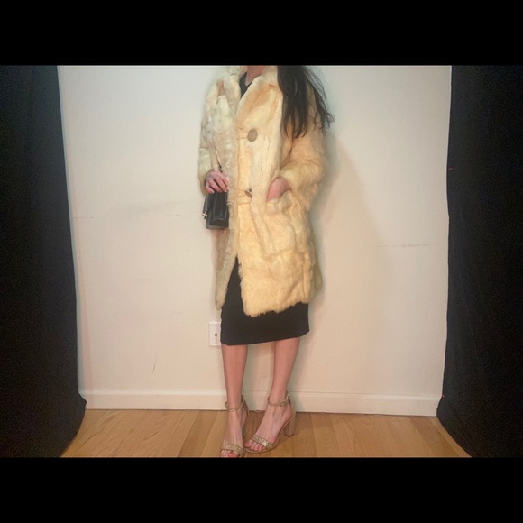 Midi length Rabbit fur coat light yellow small - Picture 4 of 16